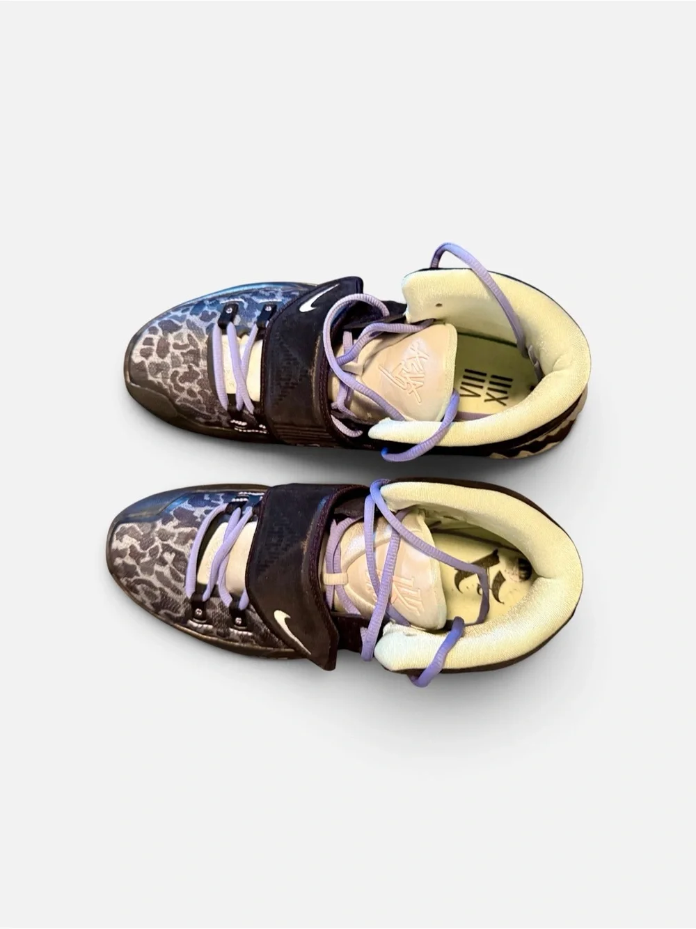 Nike Kyrie 6 “ Asia Irving” sneakers